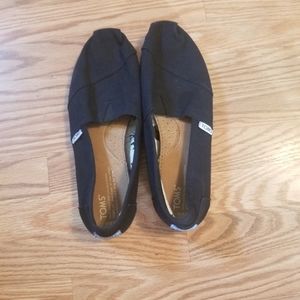 Toms shoes